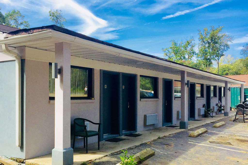 Hillside Motel Glen Mills Екстериор снимка